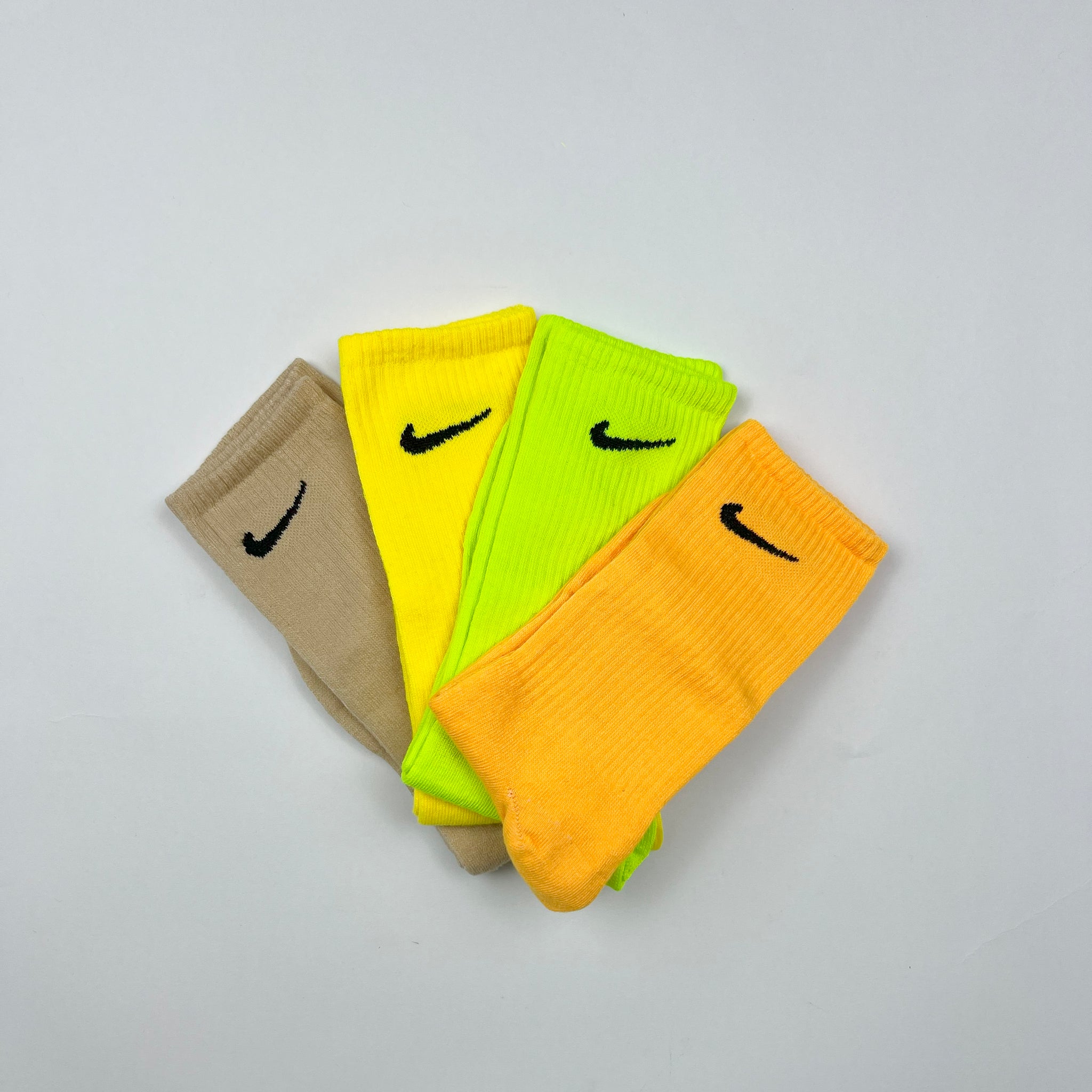 bright Nike pack